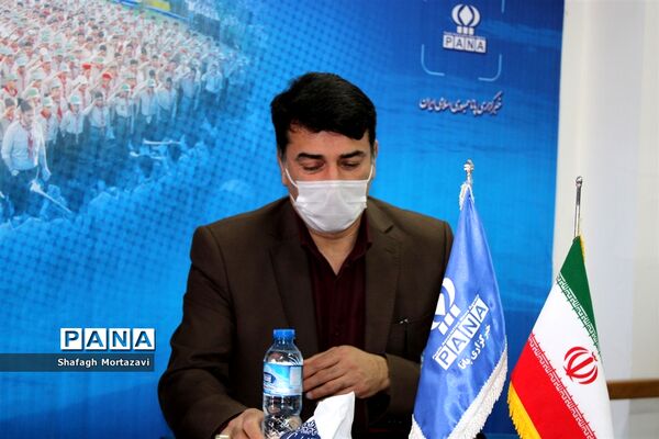 نشست  مدیرکل فرهنگی، هنری وزارت آموزش و پرورش با دانش‌‌آموزان خبرنگار مازندران