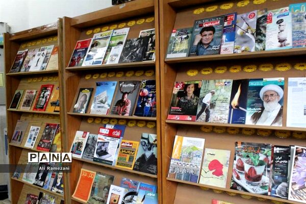 کتابخانه‌گردی در کتابخانه جمشید احمدی قائم‌سهر