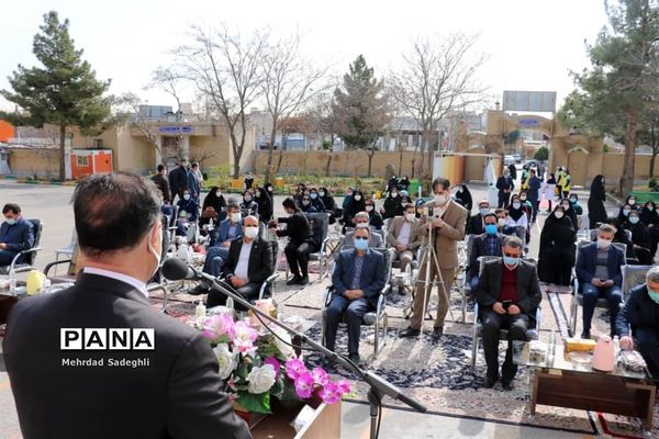 همایش استانی درختکاری توسط دانش آموزان ساعی در طرح ملی کوچ