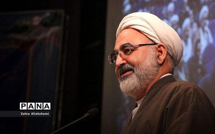 علی عسگری: هیچ یک از دو ضلع نظام نباید دیگری را تضعیف کند