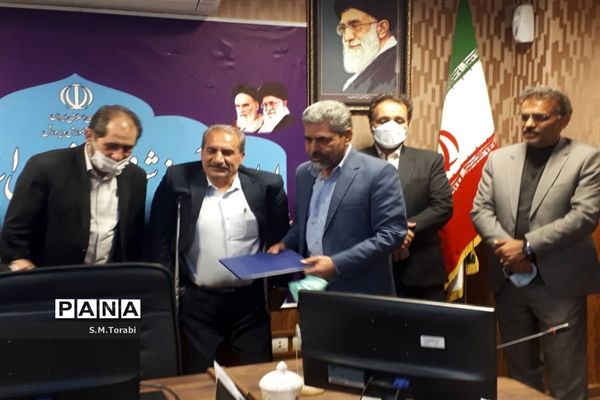 آیین تکریم و معارفه ذیحساب اداره کل آموزش و پرورش فارس