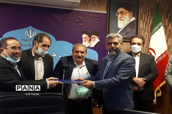 آیین تکریم و معارفه ذیحساب اداره کل آموزش و پرورش فارس