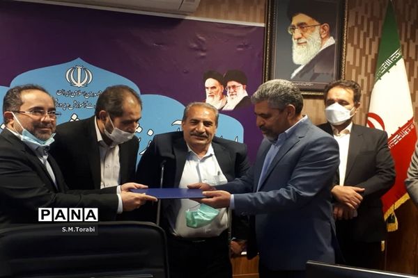 آیین تکریم و معارفه ذیحساب اداره کل آموزش و پرورش فارس