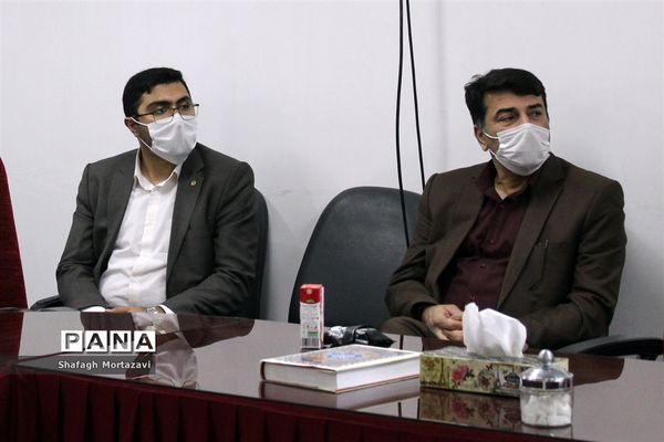 مناظره دانش‌آموزی دانش‌آموزان شهرستان‌های سیمرغ و ناحیه یک ساری