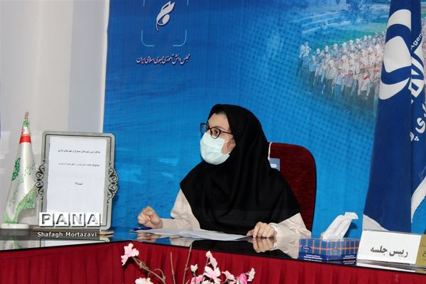 مناظره دانش‌آموزی دانش‌آموزان شهرستان‌های سیمرغ و ناحیه یک ساری