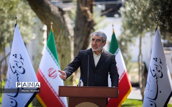 کدخدایی: نامزدی اشخاص با سابقه نظامی در انتخابات منع قانونی ندارد