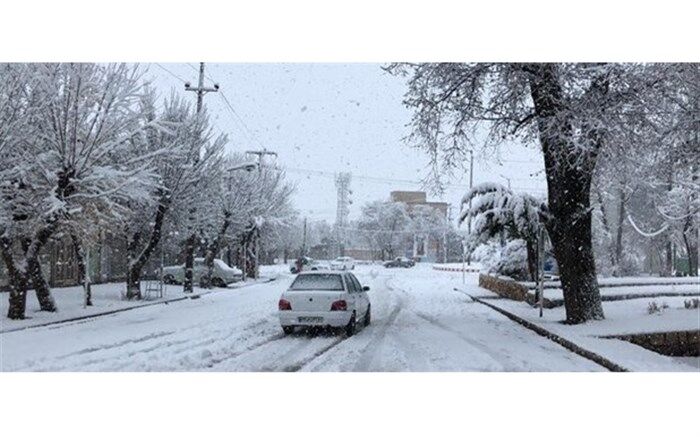 بارش برف و باران در گوشه و کنار استان اصفهان+فیلم
