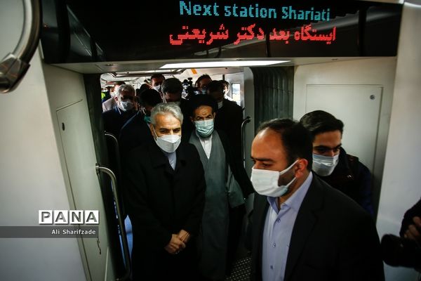 مراسم امضای تفاهم‌نامه بازسازی کامل ۳۱ رام قطار مترو تهران