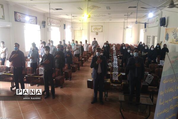 تجلیل از معلمان  و برگزیدگان آثار برتر جشنواره تولید محتوای الکترونیکی درس تربیت بدنی در داراب
