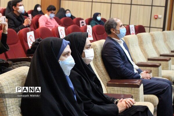برگزاری مرحله نهایی مسابقه ملی مناظره دانش‌آموزی، در اداره‌کل شهرستان‌های استان تهران