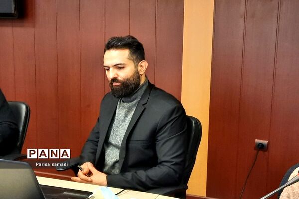 مناظره دانش آموزی  منطقه۱۳  با منطقه ۱۵ تهران