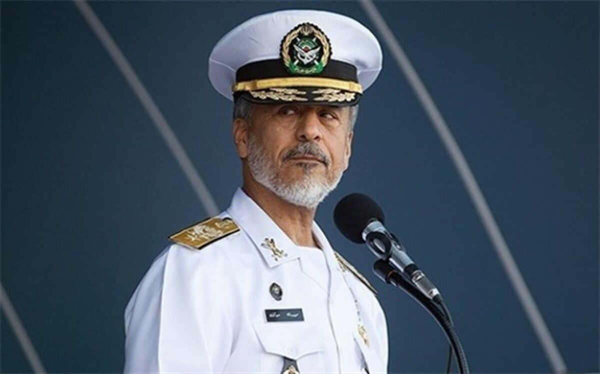 دریادار سیاری:  اگر علم و دانش سرلوحه ما باشد، تهدید را خوب شناسایی می‌کنیم