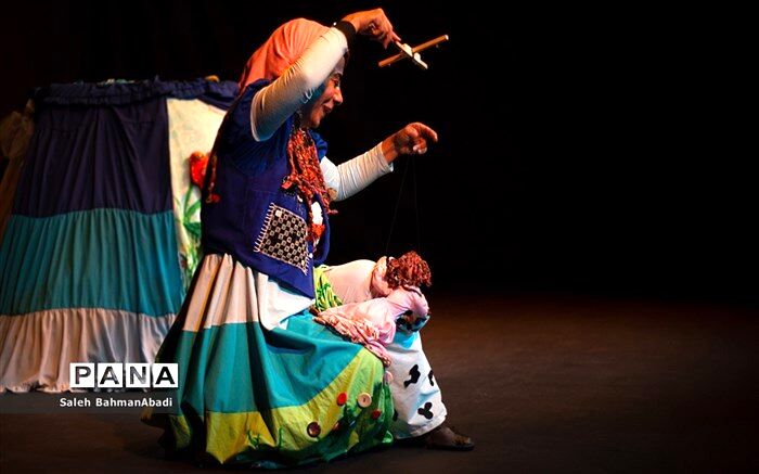 اعطای ۱۲۰ میلیارد تومان کمک هزینه ایام بیکاری کرونا به هنرمندان