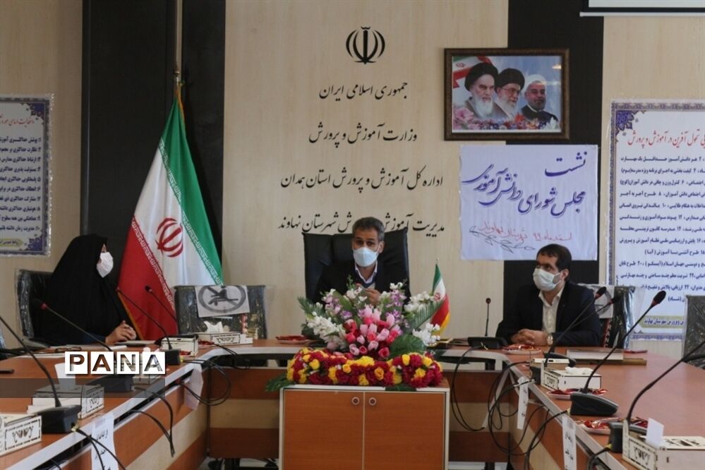 نشست مجلس دانش‌آموزی شهرستان نهاوند
