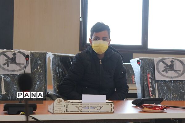 نشست مجلس دانش‌آموزی شهرستان نهاوند
