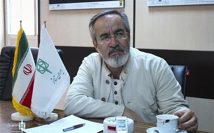 محمود فرهنگ: در «نمایش خیابانی» تماشاچی را نادیده گرفته‌ایم
