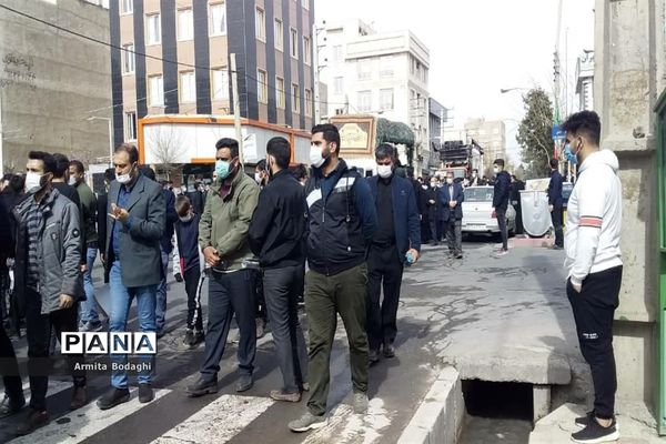 مراسم تشییع پیکر شهید مدافع حرم در شهرستان اسلامشهر