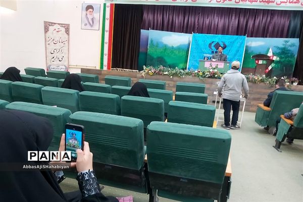 نشست خبری معاون پرورشی و تربیت بدنی کاشمر با خبرنگاران پانا