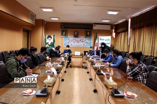برگزاری نشست مجلس دانش‌آموزی به صورت تفکیک جنسیت در ناحیه 2 استان اصفهان