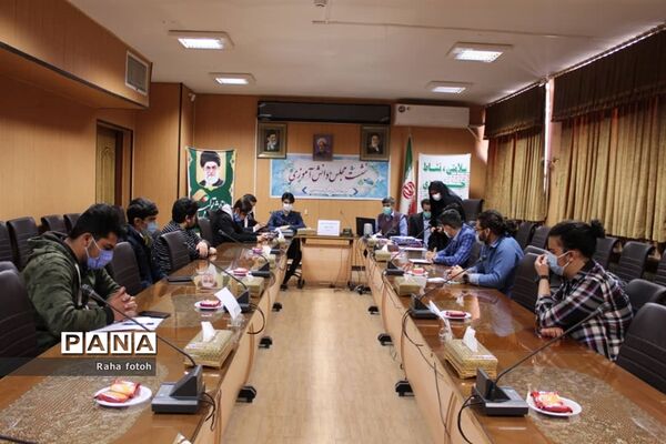 برگزاری نشست مجلس دانش‌آموزی به صورت تفکیک جنسیت در ناحیه 2 استان اصفهان