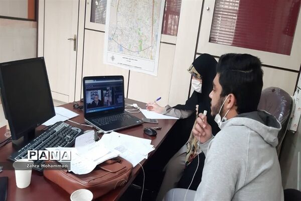 مناظره دانش‌آموزان مناطق ۱۰ و ۱۸
