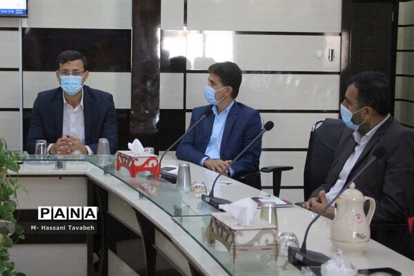 جلسه شورای معاونان اداره‌کل آموزش و پرورش استان بوشهر
