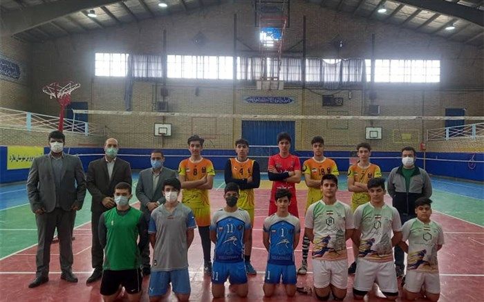 برگزاری مسابقات والیبال پسران شهرستانهای تهران در ملارد
