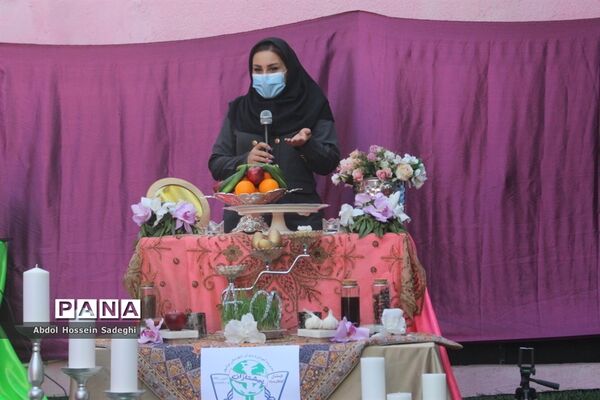 جشن عید روز در دبستان پیشتازان شهرستان بوشهر