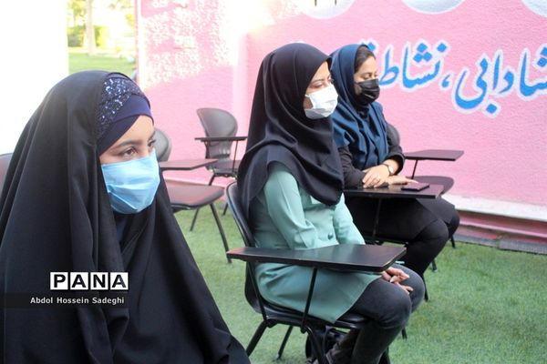 جشن عید روز در دبستان پیشتازان شهرستان بوشهر