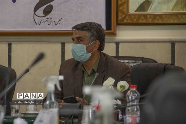 نشست نمایندگان مجلس دانش‌آموزی استان یزد