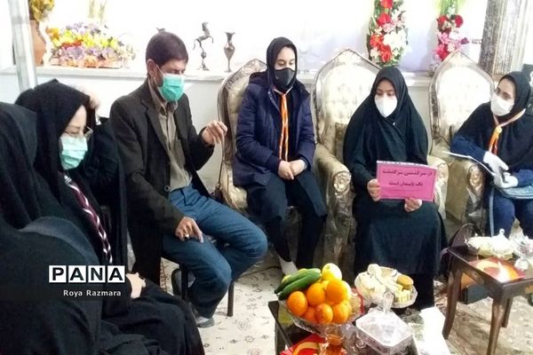 دیدار پیشتازان سازمان دانش آموزی درگز با پاسدار بازنشسته، جانبازغفار نیازی