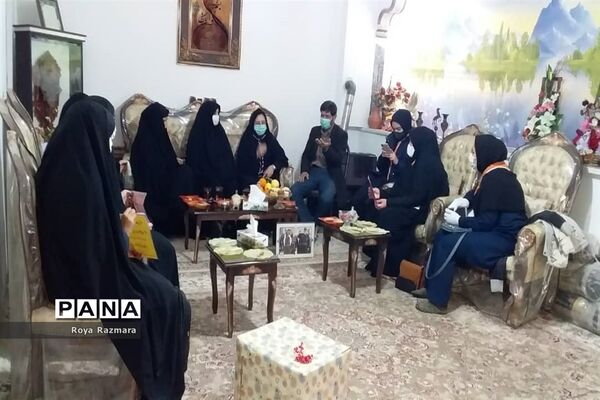 دیدار پیشتازان سازمان دانش آموزی درگز با پاسدار بازنشسته، جانبازغفار نیازی