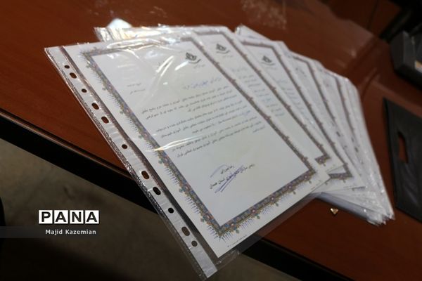 نشست مجلس دانش‌آموزی شهرستان رزن