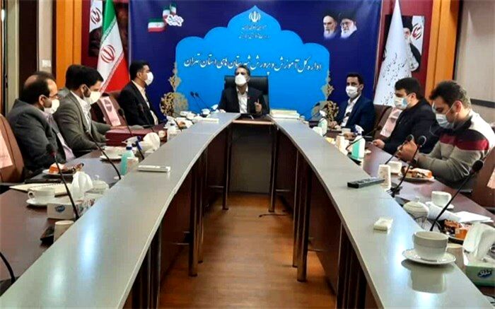 آموزش و پرورش باید برای تقویت باورها و نگرش‌های دانش‌آموزان اقدام کند