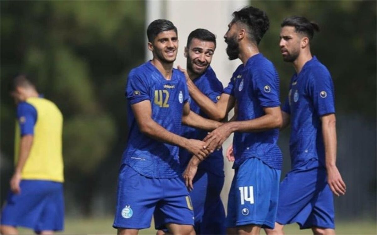 استقلال چهار بازیکنش را قرض داد