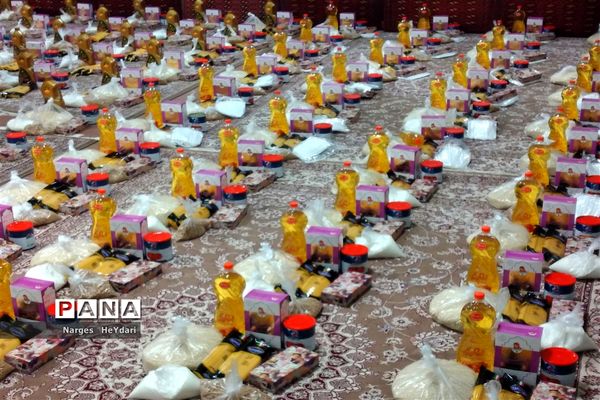 توزیع ۱۲۹ بسته کمک معیشتی به نیازمندان در شهرستان امیدیه