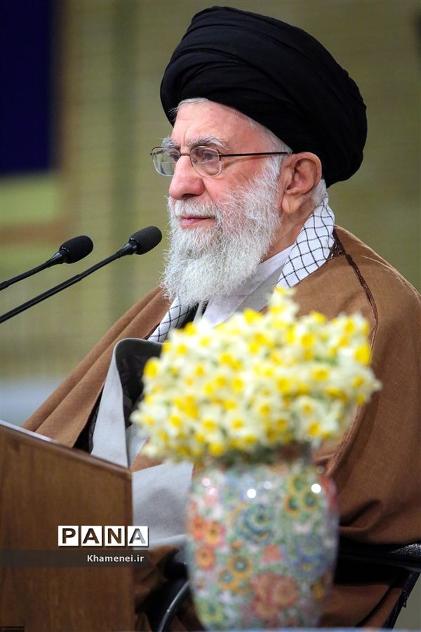 پیام نوروزی رهبر انقلاب اسلامی به مناسبت آغاز سال ۱۴۰۰