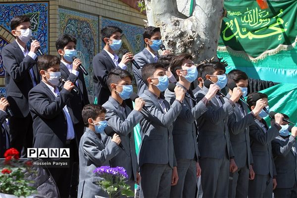 آیین افتتاحیه نخستین جشنواره ملی سرود آوای بی‌نشان‌ها