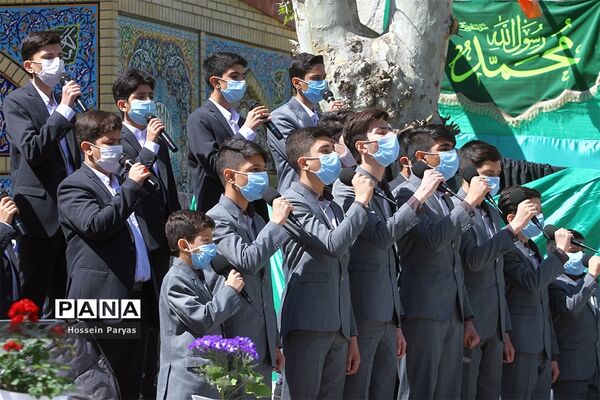 آیین افتتاحیه نخستین جشنواره ملی سرود آوای بی‌نشان‌ها