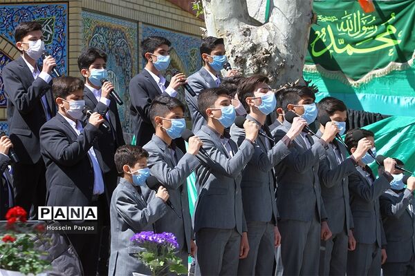 آیین افتتاحیه نخستین جشنواره ملی سرود آوای بی‌نشان‌ها