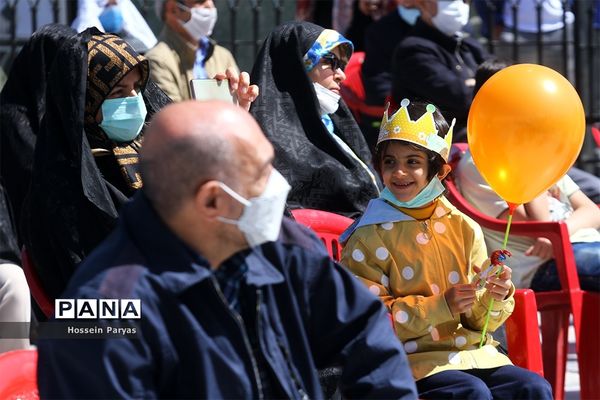 آیین افتتاحیه نخستین جشنواره ملی سرود آوای بی‌نشان‌ها