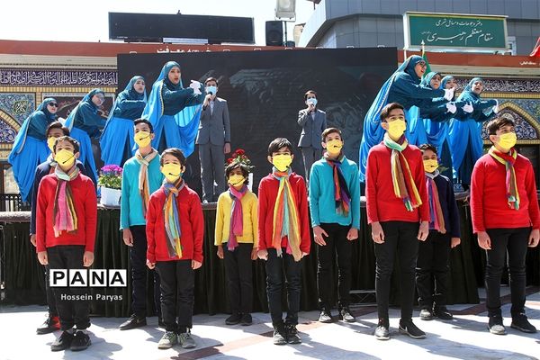 آیین افتتاحیه نخستین جشنواره ملی سرود آوای بی‌نشان‌ها