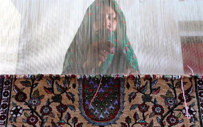 ۲۶۰ هزار نفر از قالیبافان تحت پوشش بیمه اجتماعی قالیبافان هستند