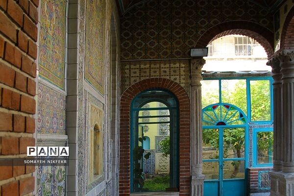 موزه مقدم بنای تاریخی به جا مانده از زمان قاجار