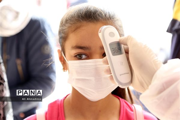 کنترل مسافران در مرز دوغارون