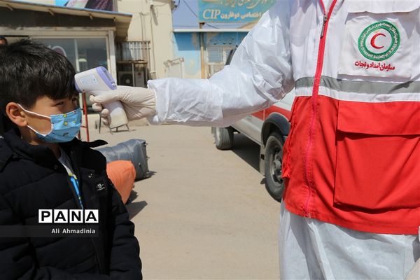 کنترل مسافران در مرز دوغارون