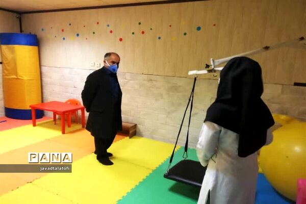 بازدید معاون توانبخشی بهزیستی استان تهران از مرکز اوتیسم نویان