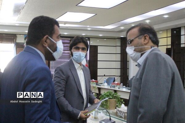 جلسه کار گروه نظارتی و ارزیابی طرح دانش‌آموز تراز انقلاب اسلامی