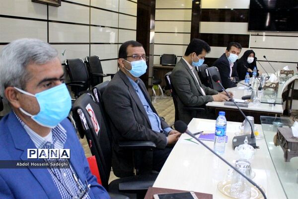 جلسه کار گروه نظارتی و ارزیابی طرح دانش‌آموز تراز انقلاب اسلامی