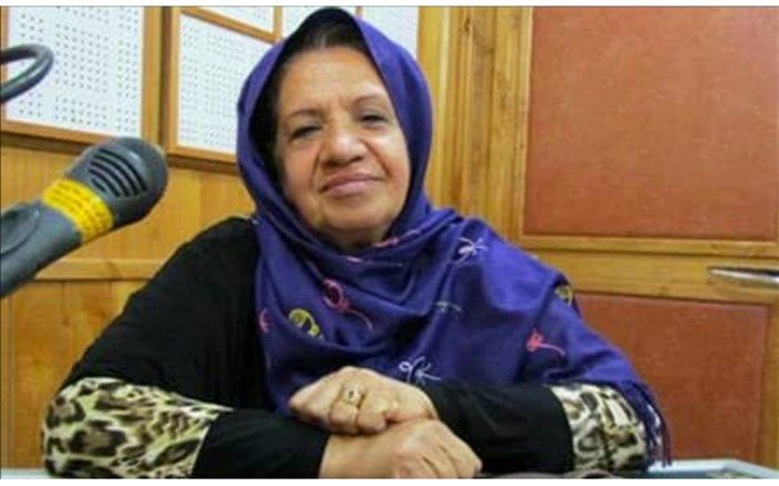 گیتی معینی : 50 سال سابقه هنری در رادیو دارم